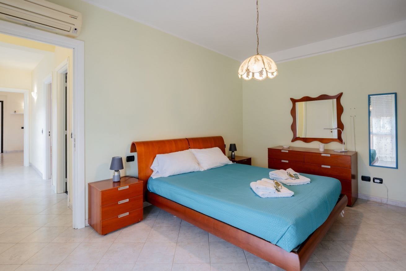 2 habitaciones, tabla de planchar con plancha y wifi 
