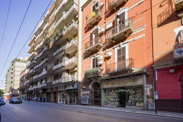 Exterior - Porta Levante Gleeful Apartment in Bari (Bari)
