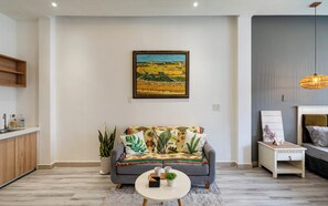 Estudio Deluxe, no fumadores, vistas a la ciudad | Decoración individual y mobiliario individual