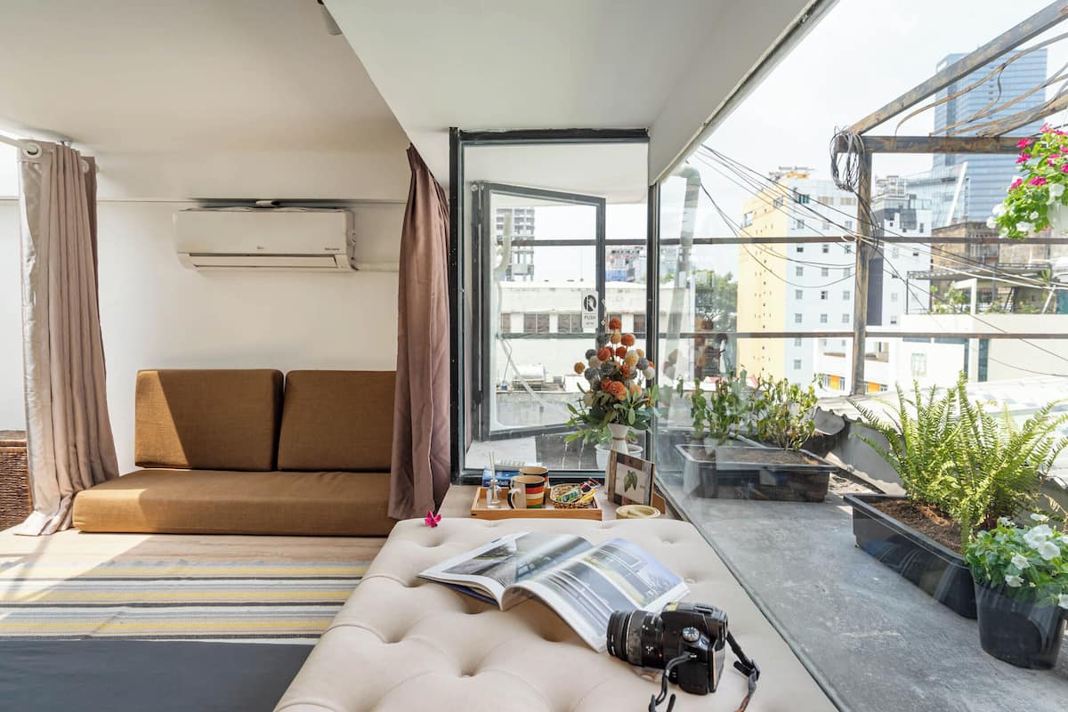 Monolocale City, 1 letto queen, patio | Con stile personalizzato, con arredamento individuale, postazione laptop
