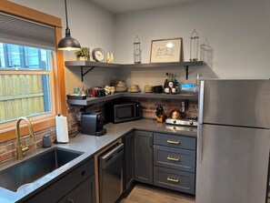 Private kitchen -  Speak Easy Eugene , Oregon.  Located between Downtown and  Whiteaker District  (Eugene)