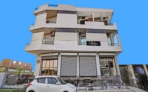 บ��ริเวณภายนอก