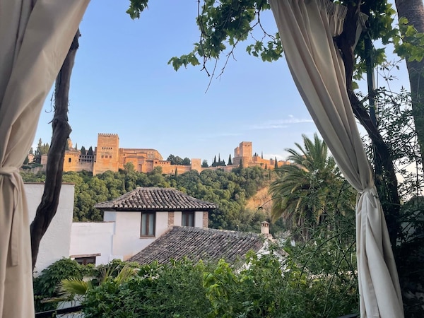 Suite Comares - Granada