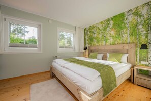 2 Schlafzimmer, Reisekinderbett, kostenloses WLAN, Bettwäsche