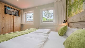 2 Schlafzimmer, Reisekinderbett, kostenloses WLAN, Bettwäsche