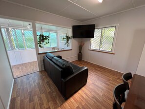 50-inch Smart TV with digital channels, Netflix, streaming services - Essex Court (North Ward)