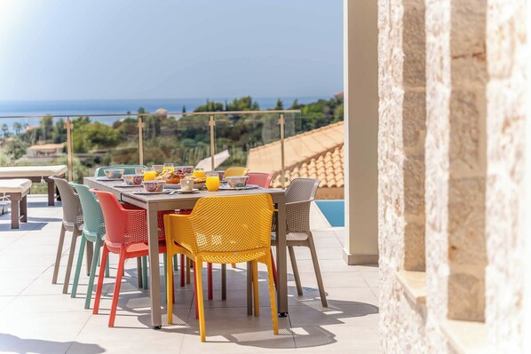 Villa (2 Bedrooms) | Interior