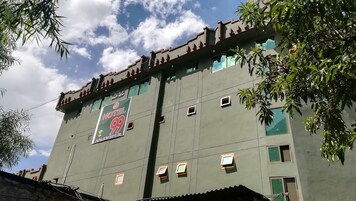 Fachada de la propiedad