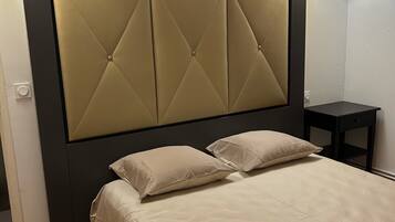 Exclusive Villa | 6 bedrooms, premium bedding, bed sheets