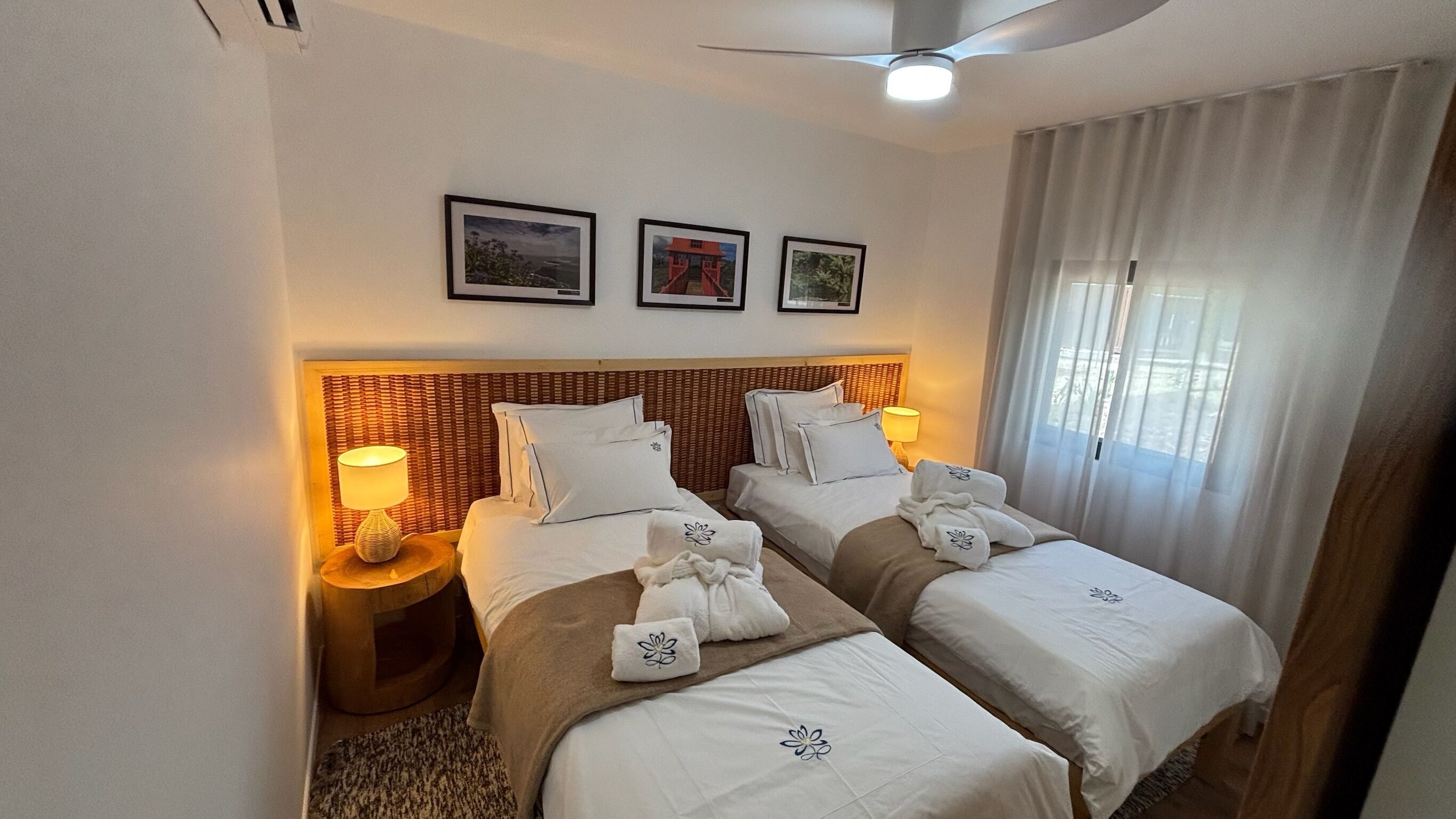 Acores | 1 quarto, individualmente mobiliados, escrivaninha