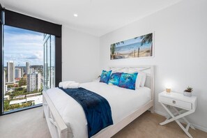 3 habitaciones, tabla de planchar con plancha y wifi gratis 