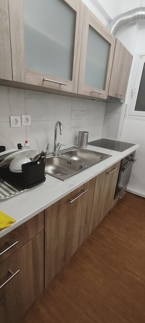 ตู้เย็นขนาดใหญ่, ไมโครเวฟ, เตาอบ