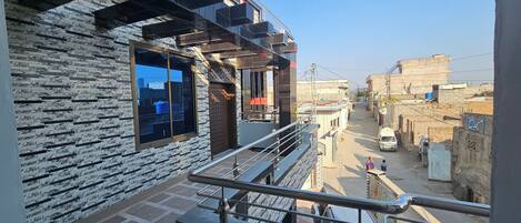 Maison | Enceinte de l’hébergement