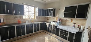 Casa | Cozinha privada | Geladeira, micro-ondas, cooktop