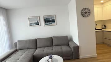 Departamento Confort, balcĂłn, vista al mar | Ărea de sala de estar
