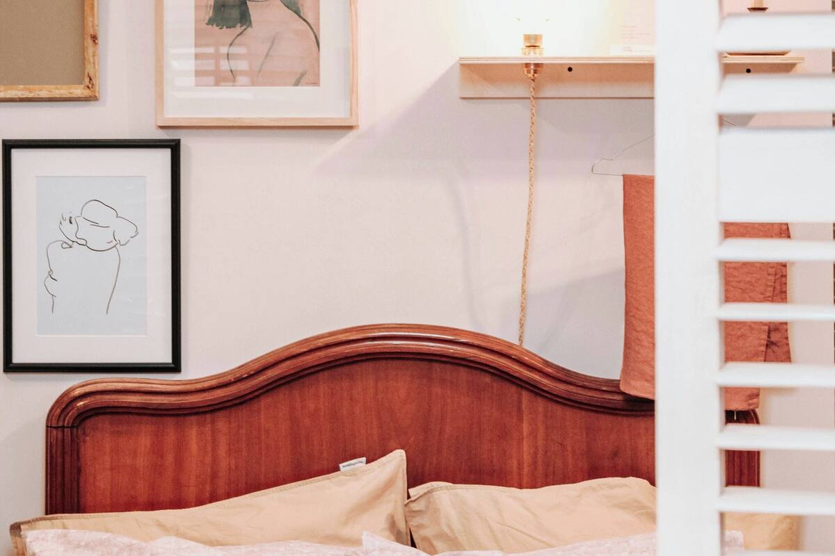 Double Room | In-room dining