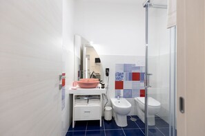 Signature-Apartment, 1 Schlafzimmer, Kochnische | Badezimmer | Dusche, Regendusche, Haartrockner, Bidet