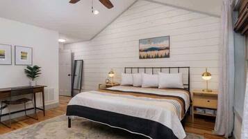 3 bedrooms, iron/ironing board, travel crib, WiFi