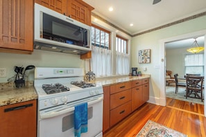 Fridge, microwave, oven, stovetop - Bohemian Paradise | Near Downtown | Monthly Stays! (Asheville)