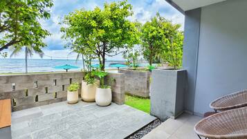 Deluxe Double or Twin Room, Beach View | Balcony view