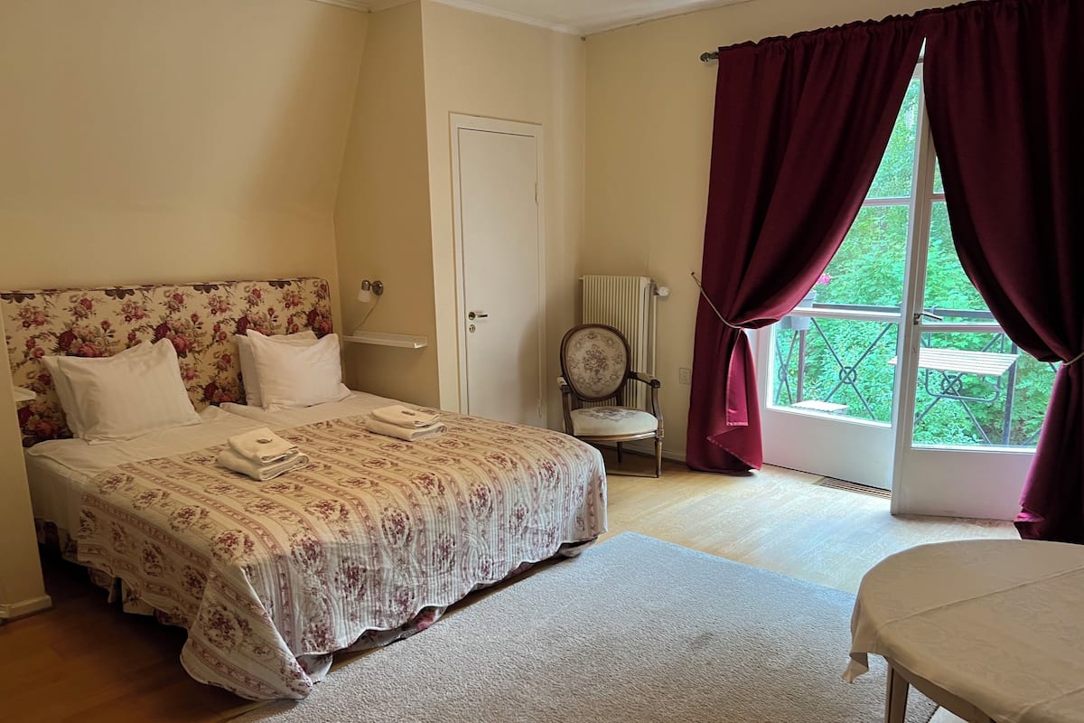 Classic Double Room, Garden View | Wi-fi percuma