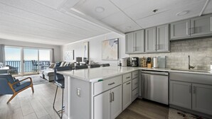 Microwave, dishwasher - Beautifully Decorated Direct Oceanfront 2 Bedroom Condo (Ocean City)