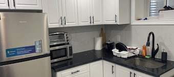 Basement Apartment in a quiet area (875 sqft)