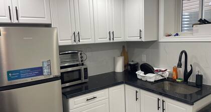 Basement Apartment in a quiet area (875 sqft)