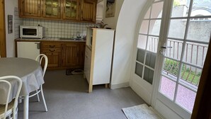 Uklassifisert bilde, 3 av 17, knapp