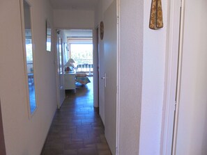 Interior - Seafront apartment for 4 with private parking (Argelès-sur-Mer)