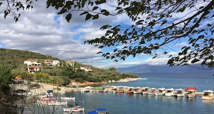 Effie's Maisonette With Detached Studio