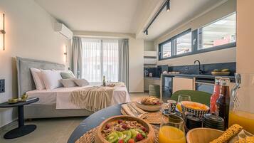 Studio, Accessible | 5 bedrooms