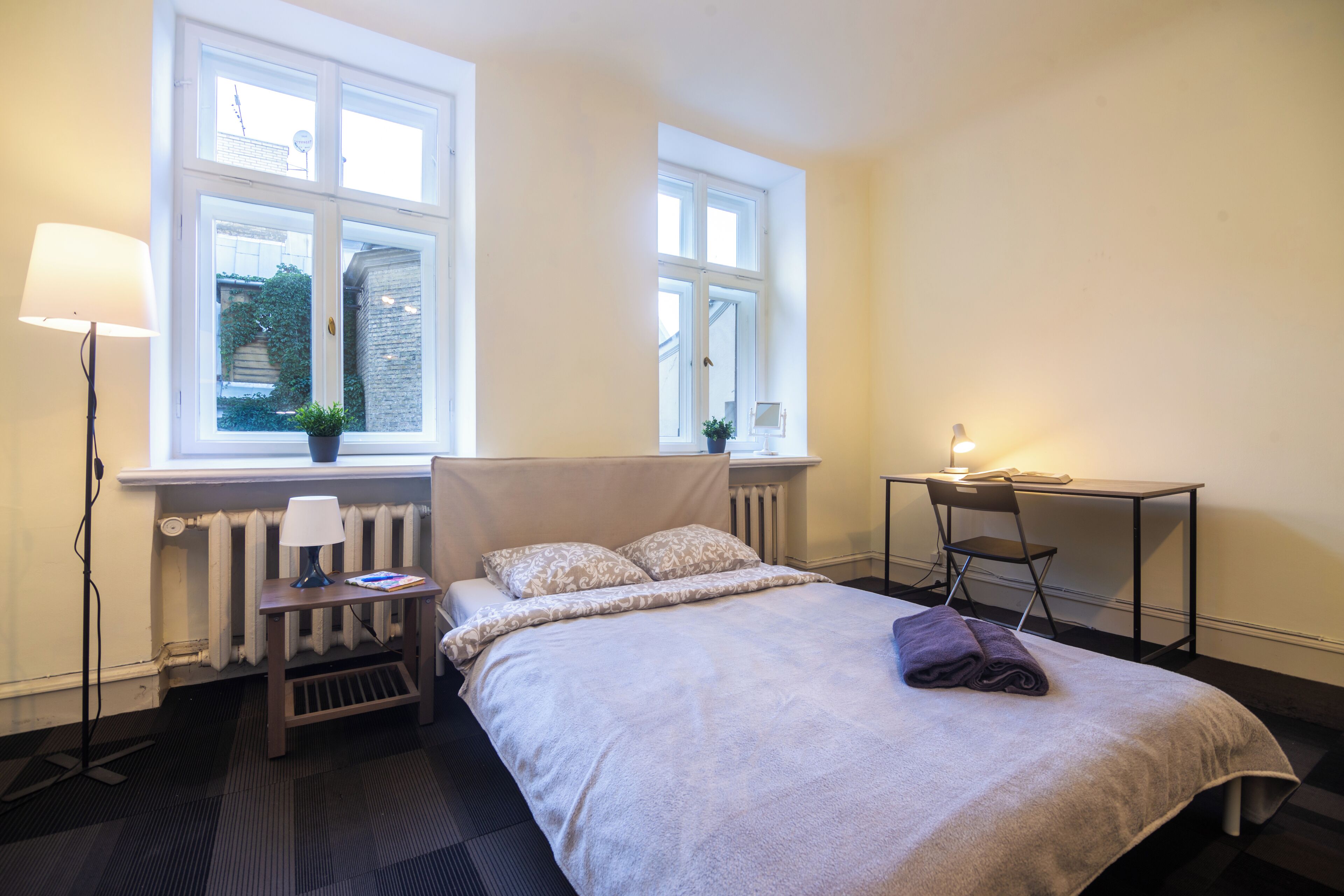 4 bedrooms, WiFi, bed sheets