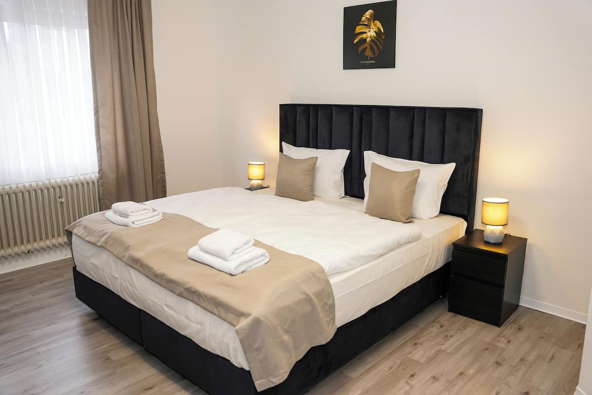 Comfort Double Room | Meja, Wi-fi percuma