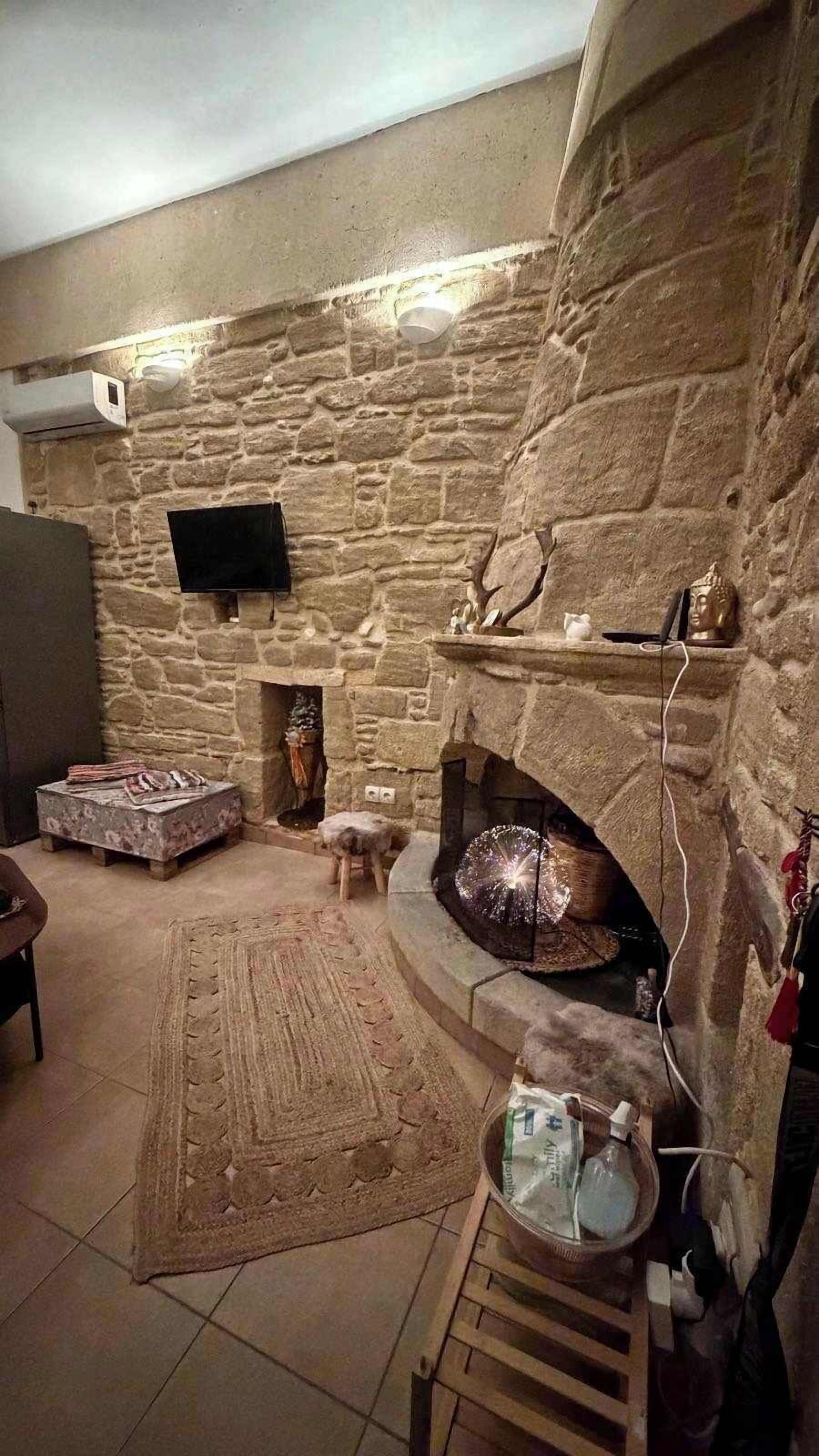 المنشأة من الداخل