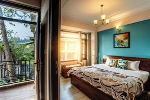 Luxury Apartment, 4 Bedrooms, Mountain View | 4 bedrooms, Egyptian cotton sheets, premium bedding, laptop workspace - The Sunset Abode Shimla 4BR Valley Views (Shimla)