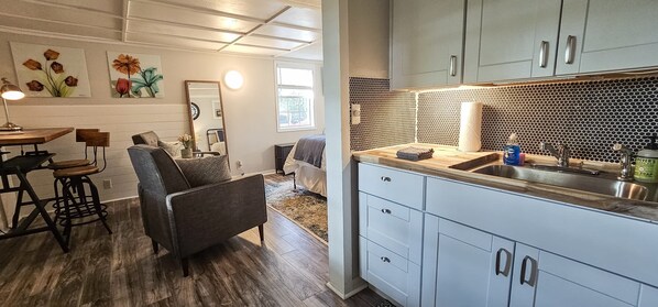 المنشأة من الداخل