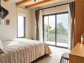 5 dormitorios, cuna de viaje, wifi y ropa de cama