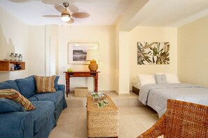 3 bedrooms, iron/ironing board, travel cot, WiFi - Villa Del Sol with stunning view close to Perigiali beach! (Lefkada)