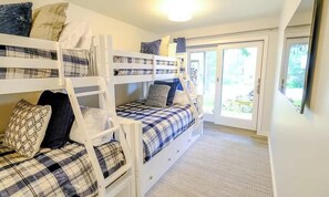 3 bedrooms, desk, WiFi, bed sheets - Mountainside 3-BR Okemo Haven (Ludlow)