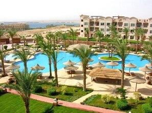 2 outdoor pools - Sunset Boutique Resort Sahl Hasheesh (Sahl Hasheeh)