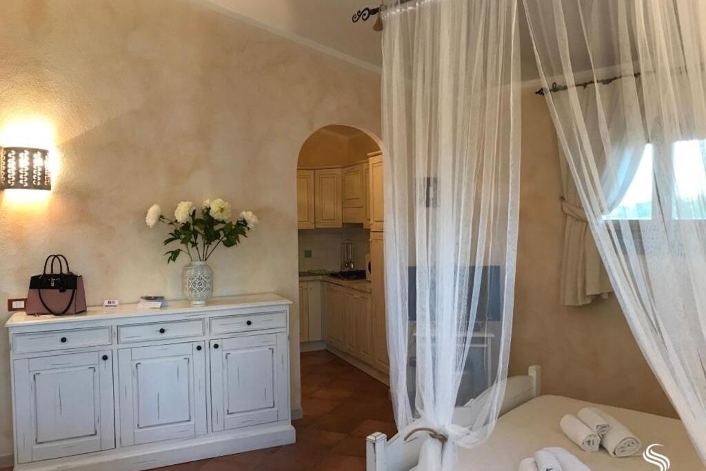 1 chambre, coffres-forts dans les chambres, fer et planche à repasser