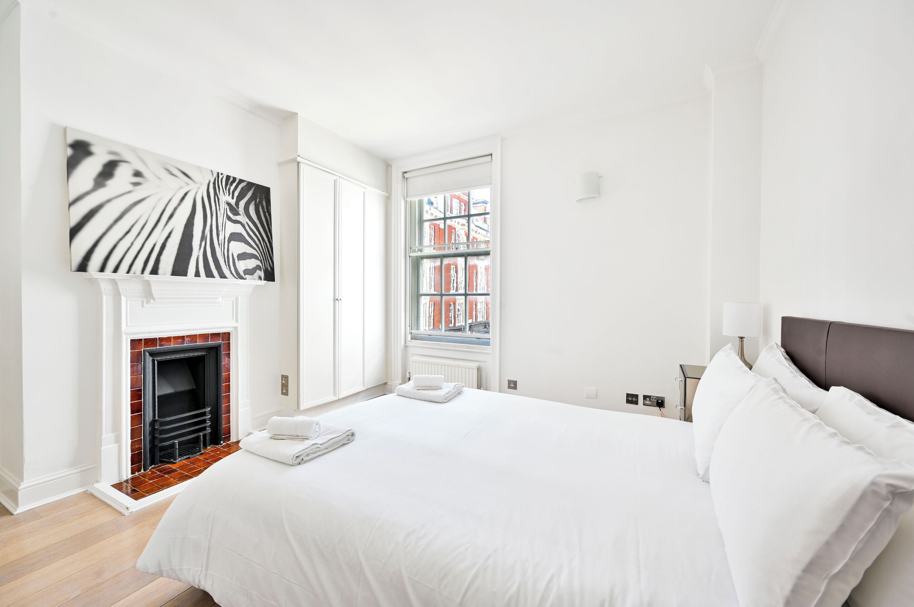 2 bedrooms, iron/ironing board, travel cot, free WiFi