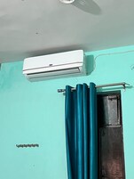 Habitación estándar, balcón | Aire acondicionado