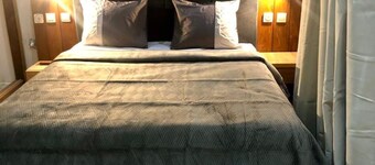 Appartement Moderne, 1 Chambre, Bandal ,