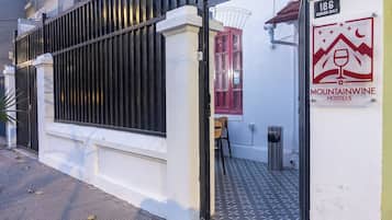 Bagian depan properti