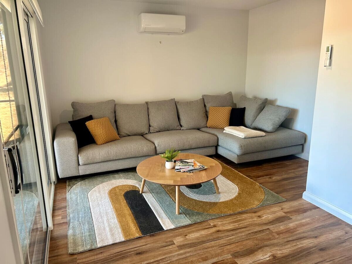 Fernseher, Kamin