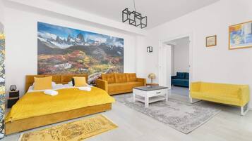 1 chambre, bureau, fer et planche Ă repasser, lit parapluie