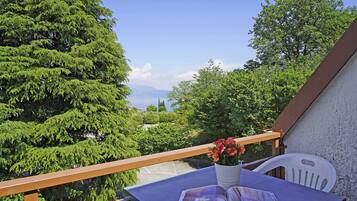 Appartement | Uitzicht vanaf balkon