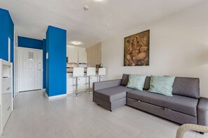 TV - Prime apartment Club Paraiso Ocean view (Adeje)